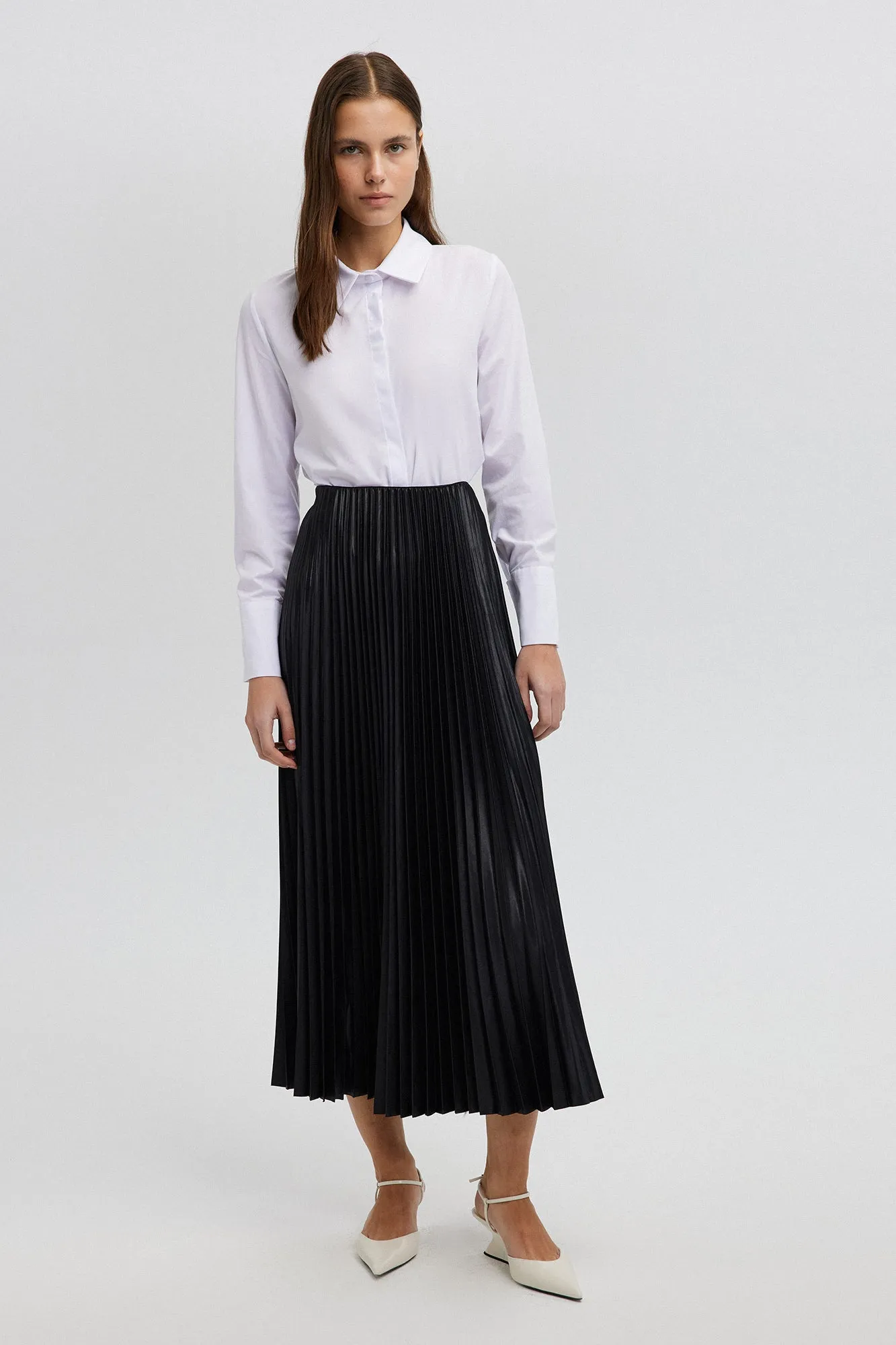 PLEATED SKIRT